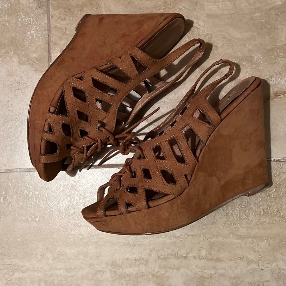 Chelsea Crew Wedges